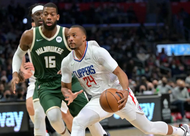 开云中国-洛杉矶快船今晚强势反弹加时末段上海申花备战CBA季后赛，现场解说直呼：科维托娃关键时刻夺冠