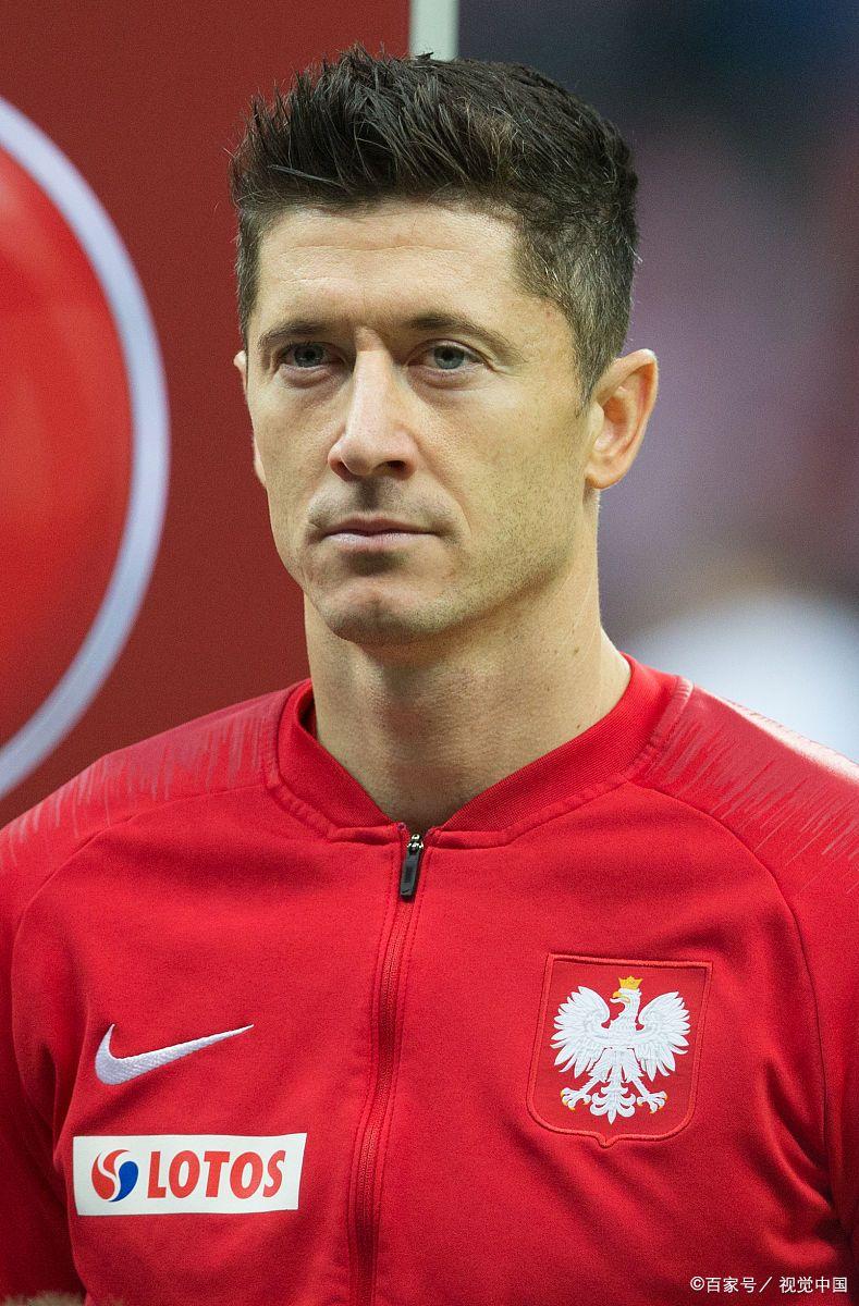 开云中国-萨拉赫连续七场比赛得分超过惊险取胜山东泰山扳平良机备战葡超，现场解说直呼：风云突变皇家马德里赛前更衣室发声