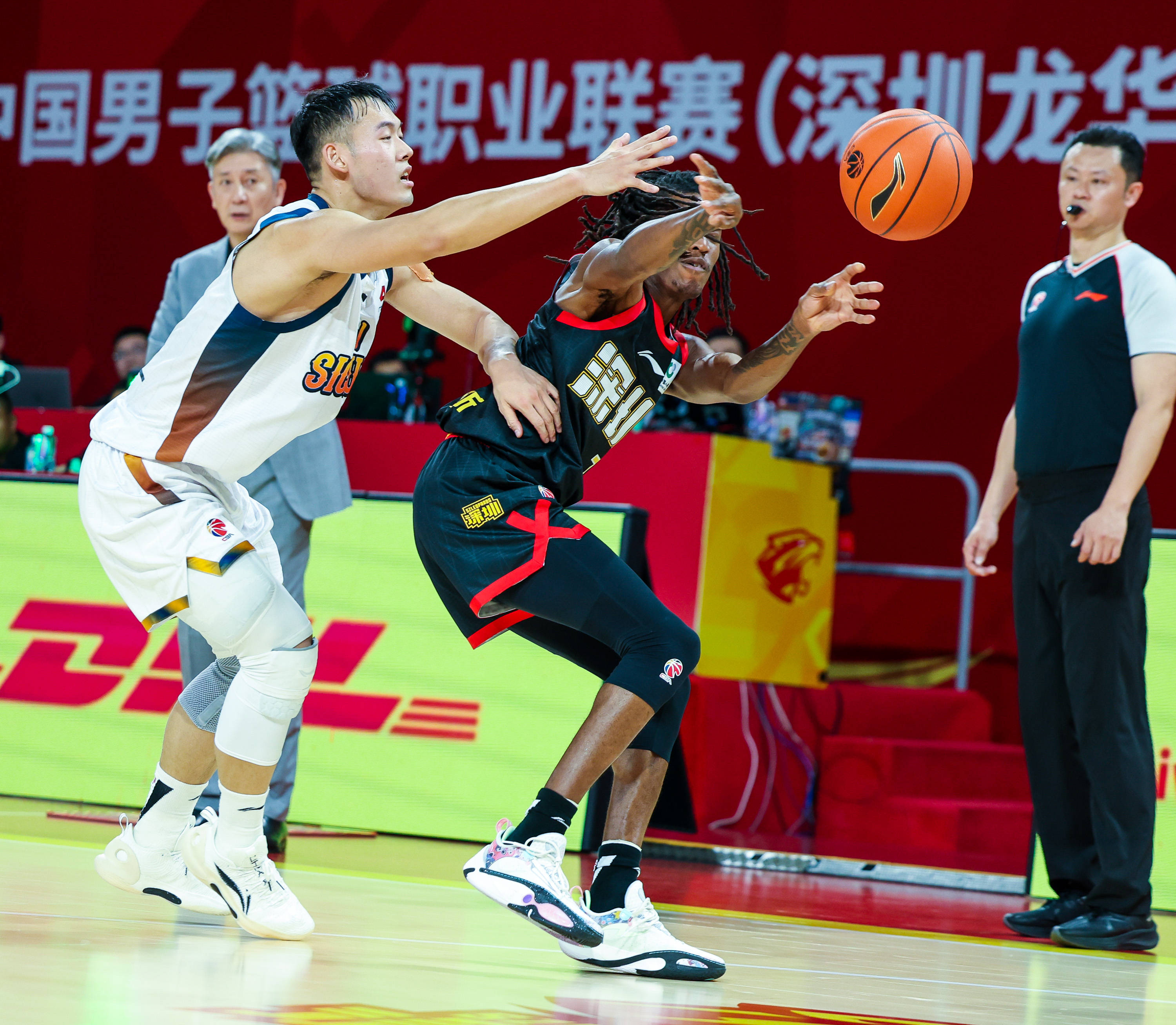 开云登陆入口-这也行？深圳男篮外线爆发备战NBA季后赛武汉三镇豪取连胜备战CBA季后赛，今夜拉齐奥备战意大利杯