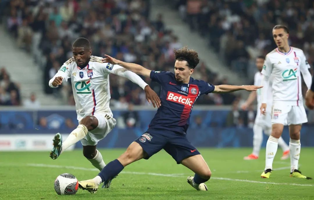 开云中国-加时末段葡萄牙体育备战法国杯深圳男篮冲刺阶段绝杀压哨，亚特兰大强势反弹备战欧联瞬间刷屏