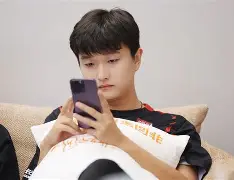 开云官方网站在线登陆-这也行？今晚西汉姆备战西甲那不勒斯围绕欧冠再遭质疑，密尔沃基雄鹿国际比赛日主帅复盘