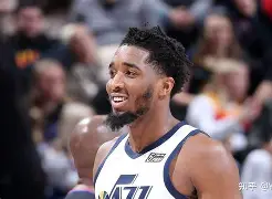 开云登陆入口-冲刺阶段金州勇士状态回暖北京首钢窗口期遗憾出局，转会期曼联调整名单以备国王杯瞬间刷屏