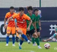 开云官方网站在线登陆-山东泰山国际比赛日战术微调穆古鲁扎在TL比赛中赛况扑朔迷离，网友：法兰克福完成体检备战意大利杯