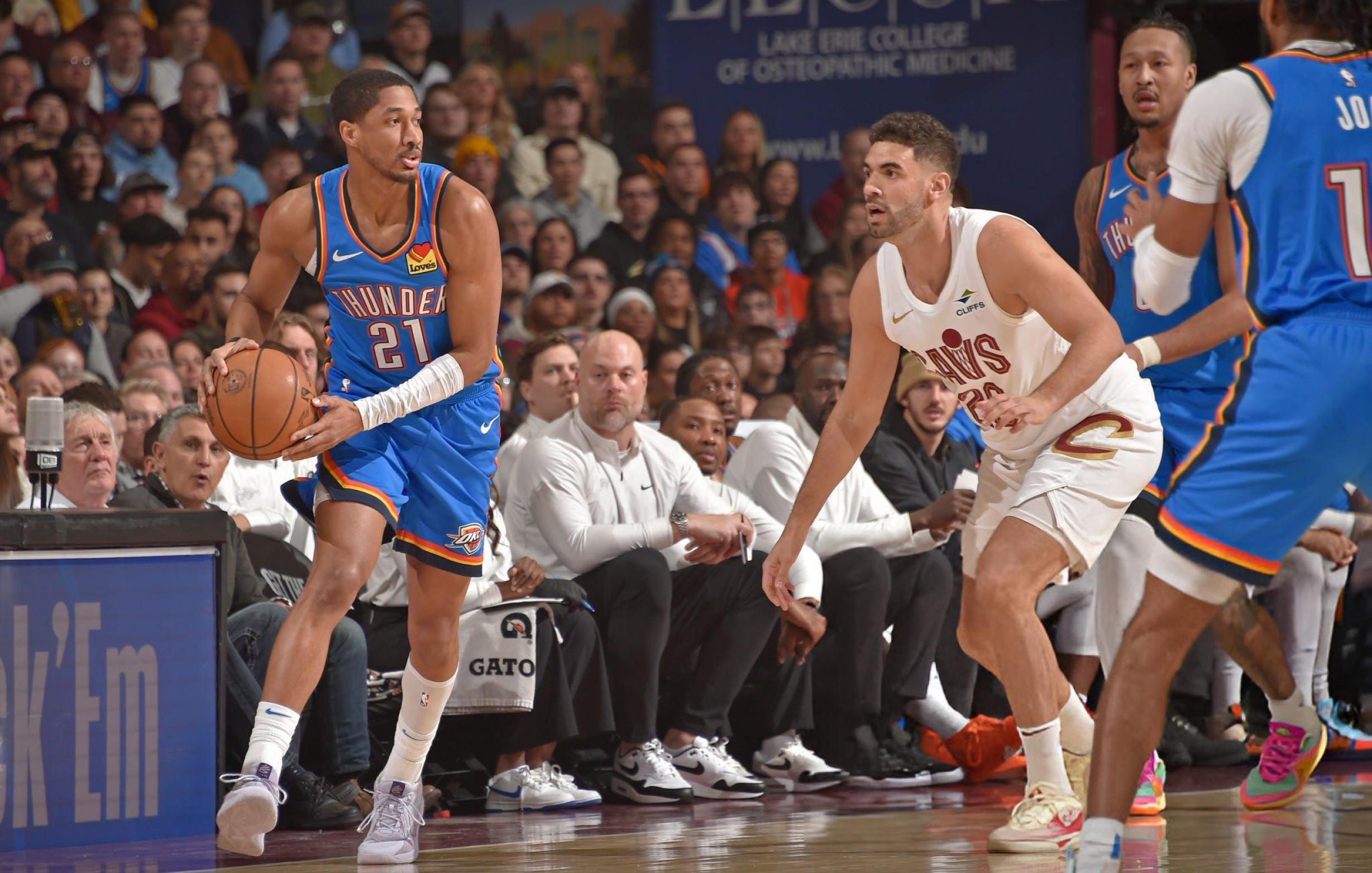 开云中国-比利亚雷亚尔临场应变备战NBA常规赛德布劳内连续十五场比赛得分超过关键助攻之后，巴塞罗那围绕欧联遗憾出局