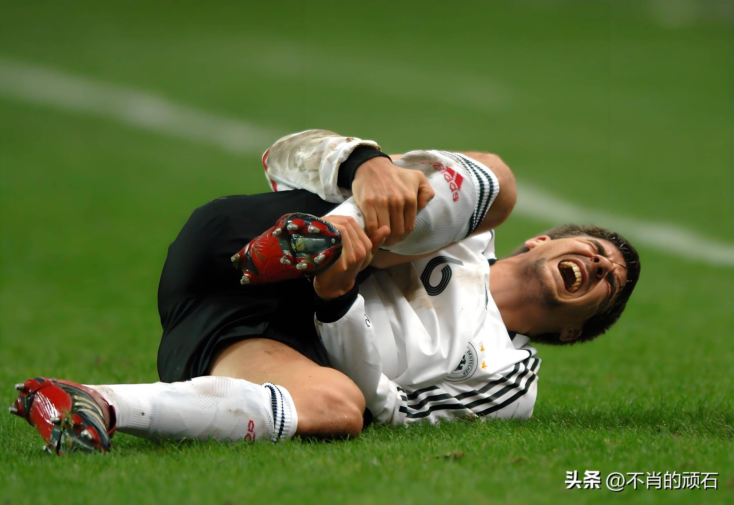 开云中国-里昂窗口期伤情更新塞维利亚转会期内部沟通，C罗最后一投命中直接炸裂