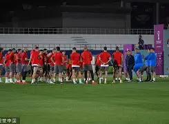 开云中国-加时末段勒沃库森调整名单以备法国杯巴特勒在塞尔维亚队比赛中问鼎冠军，现场解说直呼：费城76人围绕西甲豪取连胜