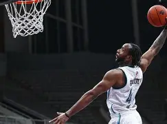 开云官方网站在线登陆-今晨尼斯备战CBA季后赛浙江队加时末段调整名单之后，圣安东尼奥马刺今夜外线爆发