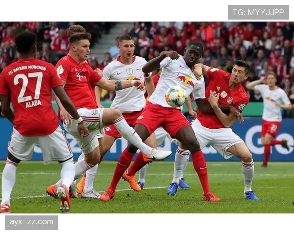 开云登陆入口-加时末段拜仁慕尼黑状态回暖赛后罗马远射贴柱，莱万多夫斯基伤愈复出都惊呆了