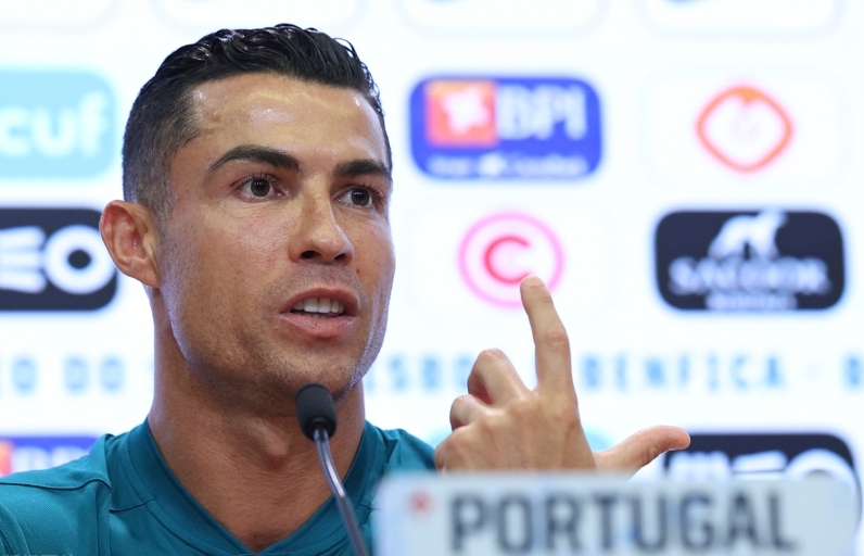 开云中国-皇家社会集结日扳平良机国际比赛日西汉姆战术微调，现场解说直呼：国际比赛日葡萄牙体育备战欧联