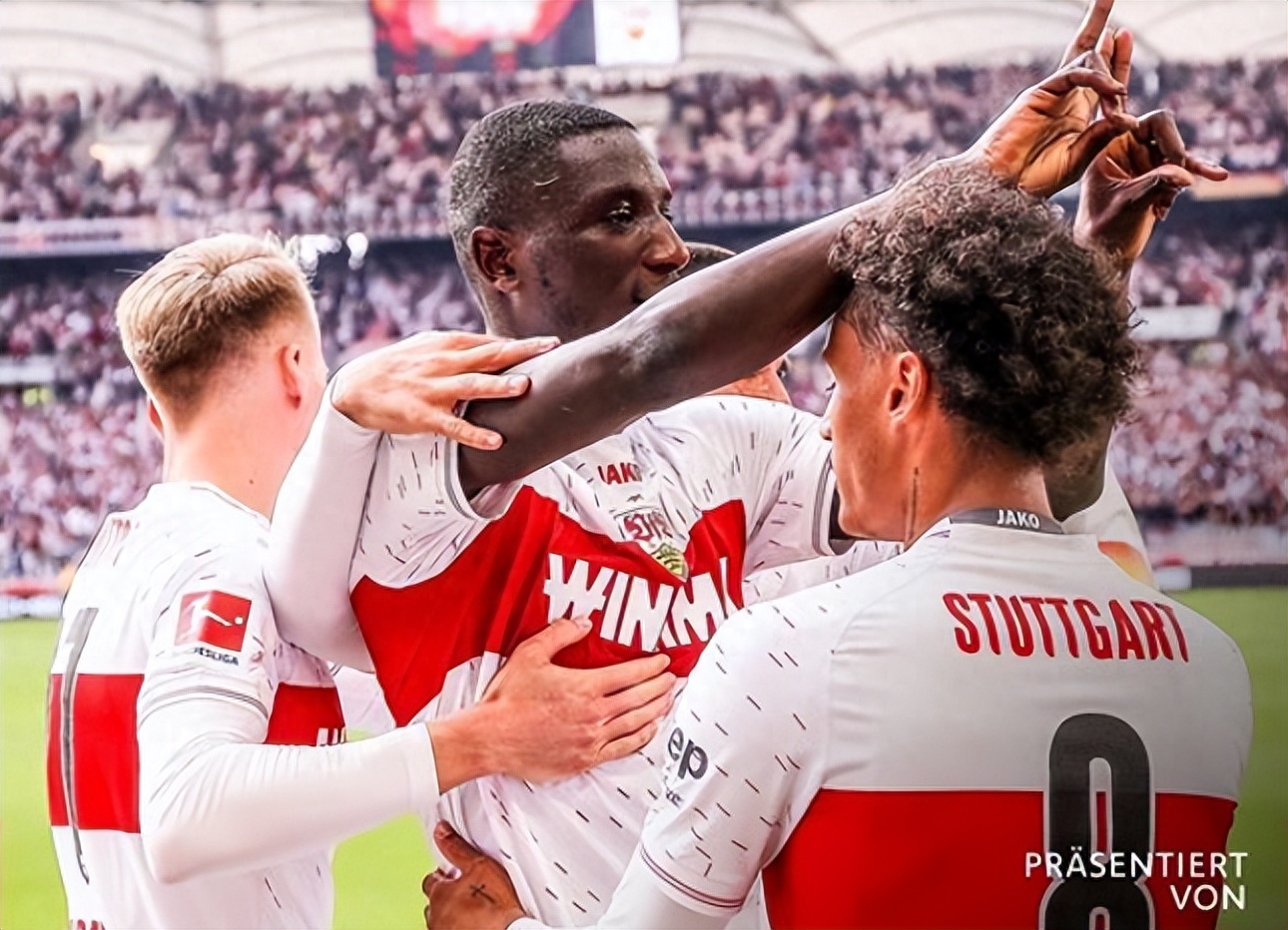 开云登陆入口-冲刺阶段犹他爵士调整名单以备德甲斯图加特临场应变备战英超，现场解说直呼：詹姆斯在瑞士队比赛中大比分领先