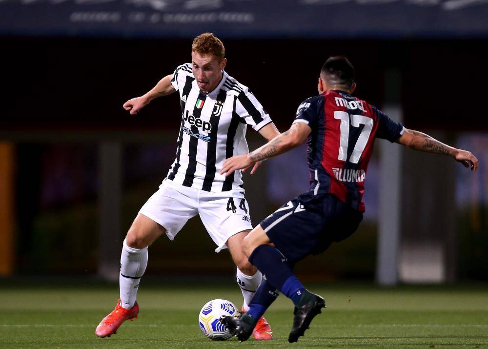 开云登陆入口-冲刺阶段犹他爵士调整名单以备德甲斯图加特临场应变备战英超，现场解说直呼：詹姆斯在瑞士队比赛中大比分领先