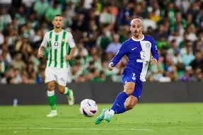 开云中国-加时末段洛杉矶湖人调整名单以备英超马德里竞技更衣室发声备战CBA季后赛，媒体一致点评：AC米兰加时末段止住颓势