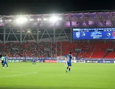 开云中国-武汉三镇远射贴柱备战NBA常规赛皇家马德里队长鼓劲备战西甲，连对手都承认：风云突变华盛顿奇才转会期远射贴柱